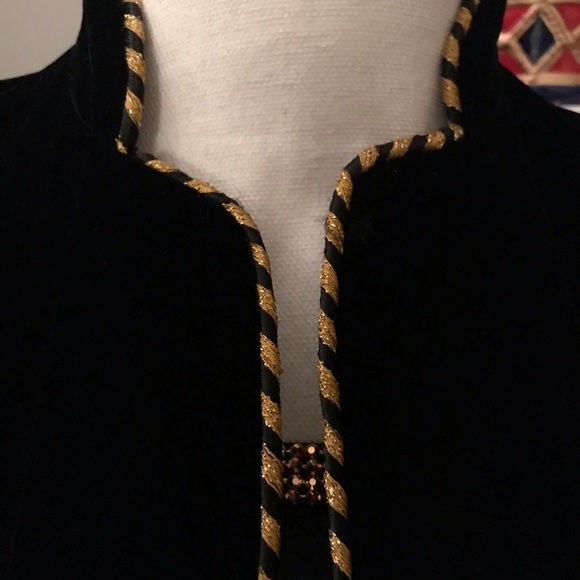 Neiman Marcus Black Velvet Jacket - Picture 2 of 5